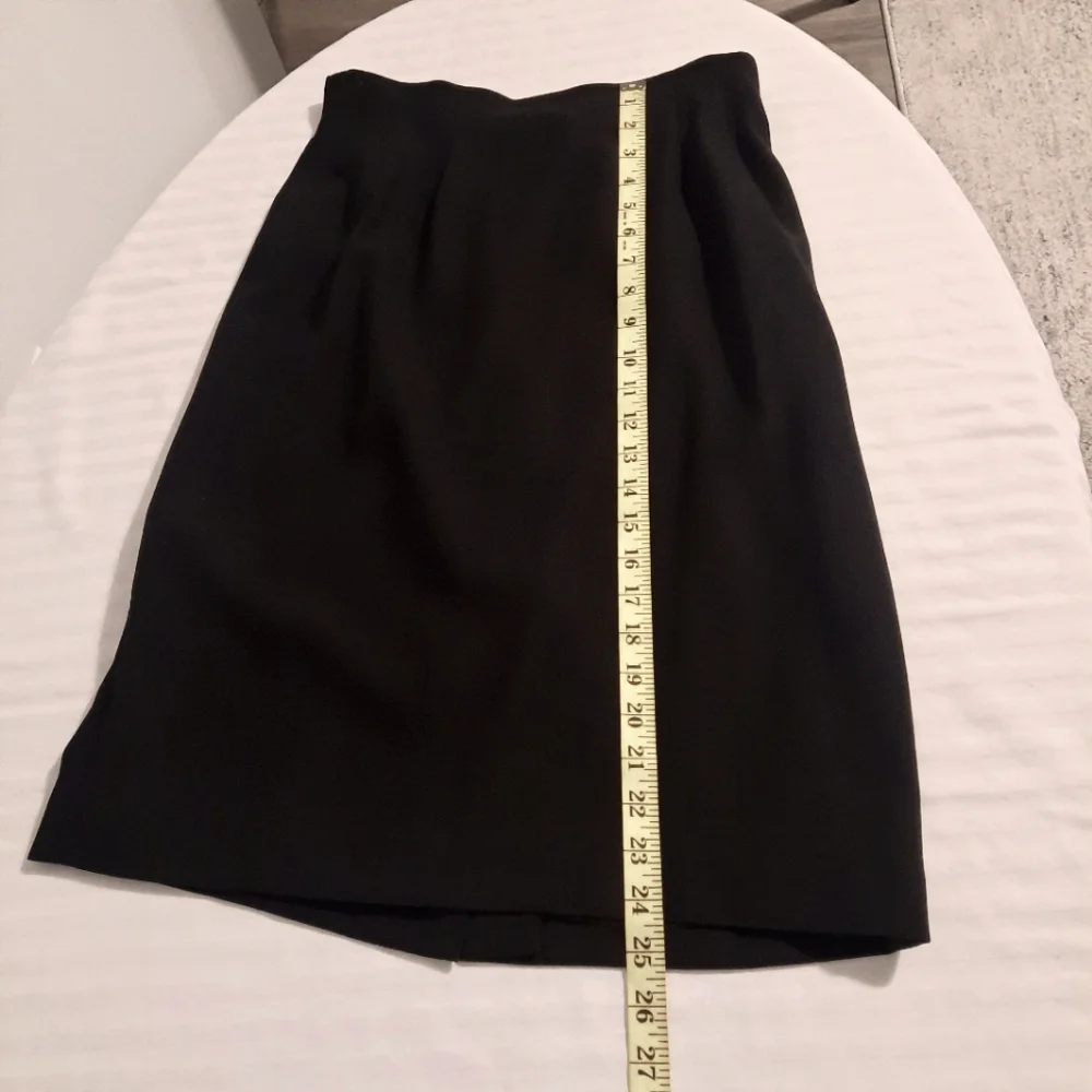 Black Doublebreasted Skirt Suit Size 8 - Picture 10 of 14